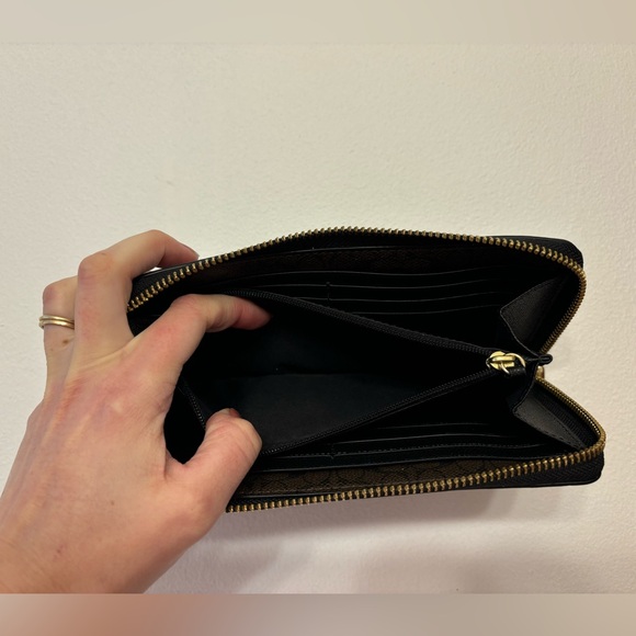 Coach Black Leather Wallet - Picture 5 of 5